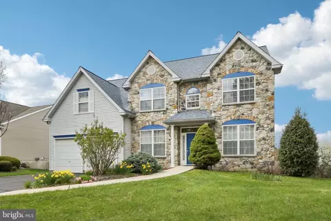 210 Beech Ln, Perkasie, PA 18944