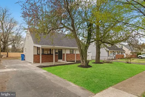 1102 Nancy Dr, Croydon, PA 19021