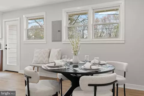 Dining - 1102 Nancy Dr, Croydon, PA 19021 photo 3 of 4