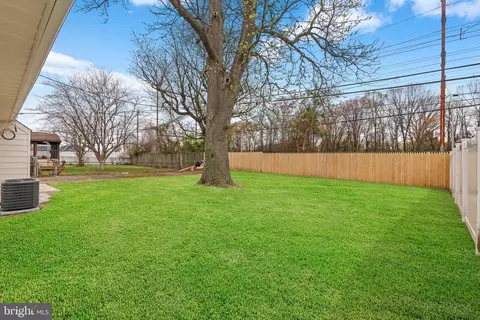 Exterior - 1102 Nancy Dr, Croydon, PA 19021 photo 3 of 5