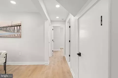 Entry Way - 1102 Nancy Dr, Croydon, PA 19021 photo 5 of 8