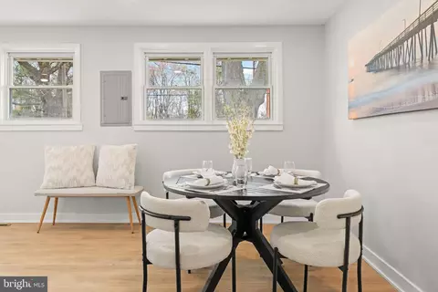 Dining - 1102 Nancy Dr, Croydon, PA 19021 photo 2 of 4