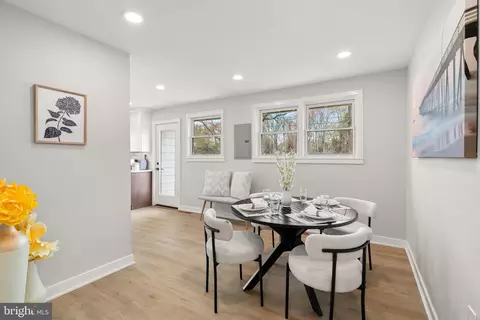 Dining - 1102 Nancy Dr, Croydon, PA 19021 photo 4 of 4