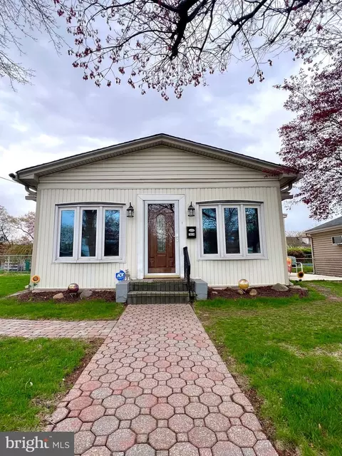 1614 Maryland Ave, Croydon, PA 19021