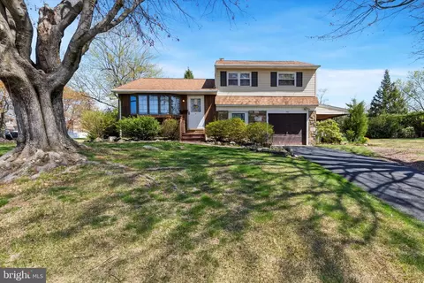 301 Gibson Ave, Warminster, PA 18974