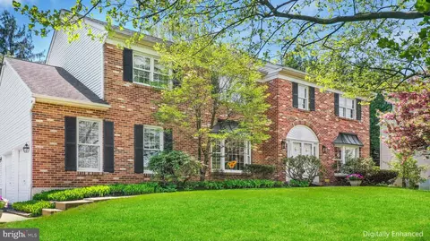 805 Heckler Hollow Ct, Doylestown, PA 18901