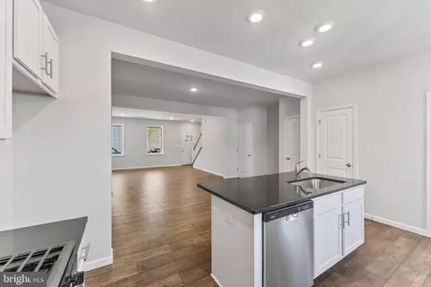 48 N Eighth St #HOME B24, Perkasie, PA 18944