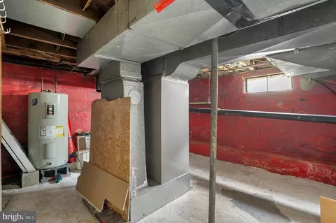Entry Way - 214 State Rd, Croydon, PA 19021 photo 4 of 4