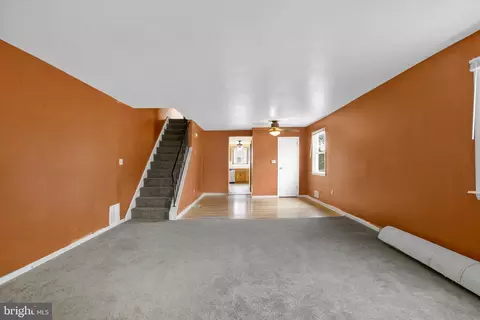 Living - 214 State Rd, Croydon, PA 19021 photo 1 of 5