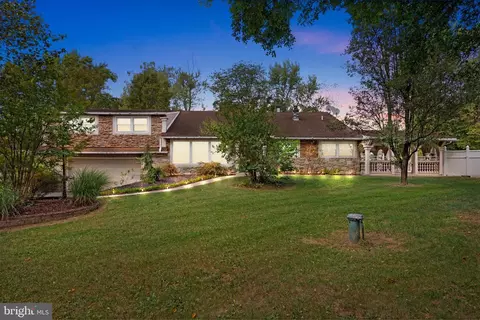 3165 Pickertown Rd, Warrington, PA 18976