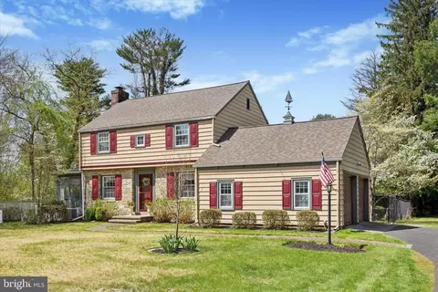 1805 Makefield Rd, Yardley, PA 19067