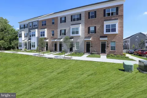135 Annapolis St #B, Bensalem, PA 19020
