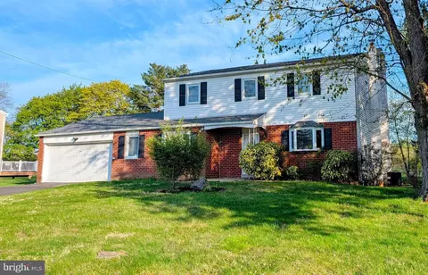 148 Cardinal Rd, Chalfont, PA 18914