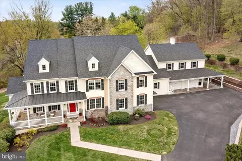 20 Turkey Ln, Furlong, PA 18925
