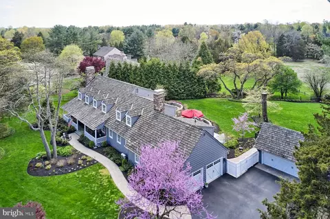 113 Cedar Glen Dr, New Hope, PA 18938