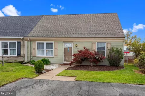 5726 Keenan Ct, Bensalem, PA 19020