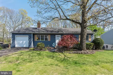 254 Parkridge Dr, Perkasie, PA 18944