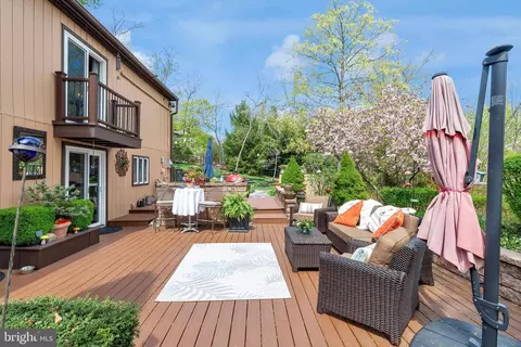 977 Limekiln Rd, Doylestown, PA 18901