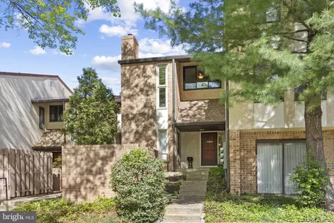 2 14 Aspen Way, Doylestown, PA 18901
