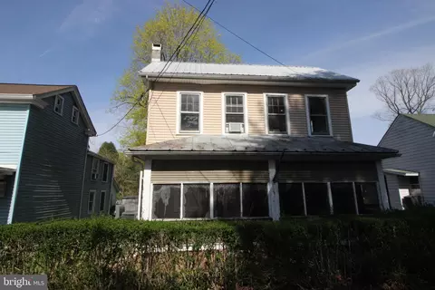 1717 Bridge Ln, Upper Black Eddy, PA 18972