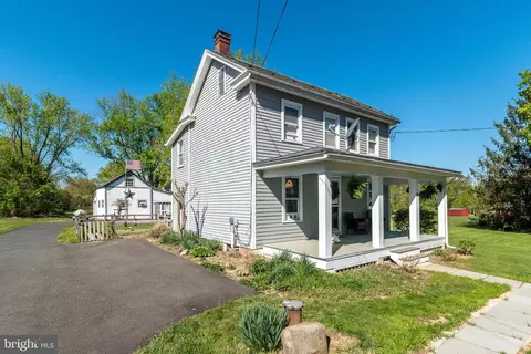 1664 Chestnut Ridge Rd, Upper Black Eddy, PA 18972