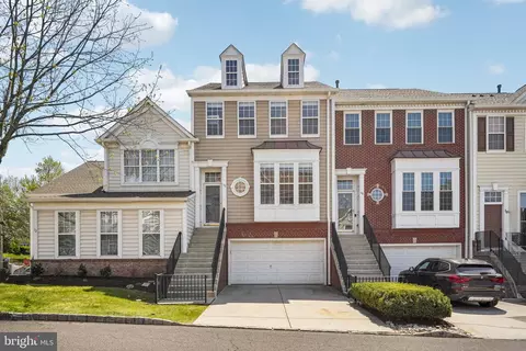 70 Avalon Ct, Doylestown, PA 18901