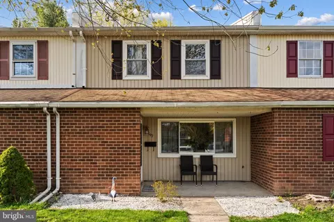 197 Crocus Ct, Quakertown, PA 18951