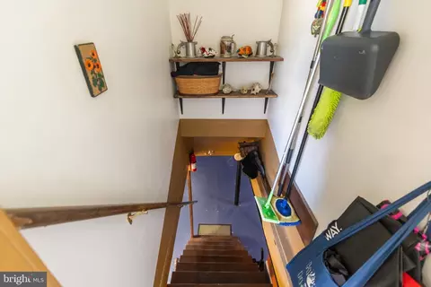Entry Way - 302 Spring Ave, Croydon, PA 19021 photo 4 of 4