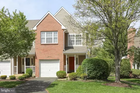 37 Trafalgar Rd #22, Doylestown, PA 18901