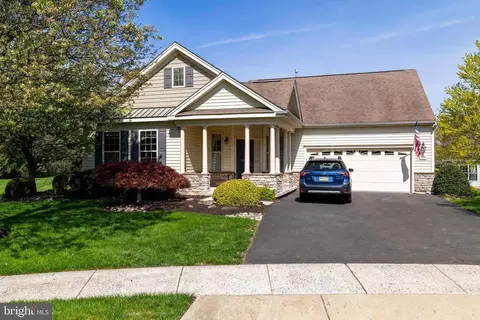 1028 Conway Ct, Warwick, PA 18974