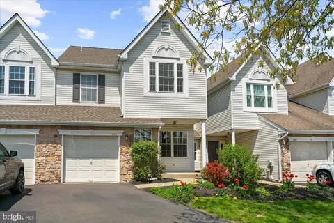 828 Sherrick Ct, Chalfont, PA 18914