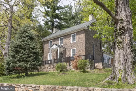 45 Sauerman Rd, Doylestown, PA 18901