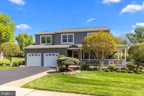 950 Paige Ct, Langhorne, PA 19053