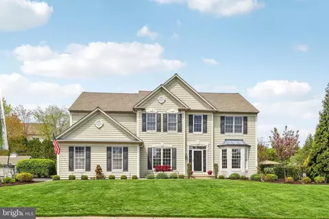 3 Eagleton Farm Rd, Newtown, PA 18940