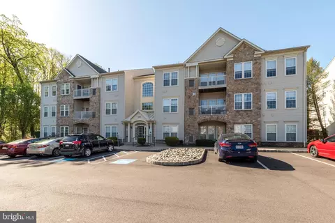 200 Fiddleleaf Ln #202, Warrington, PA 18976