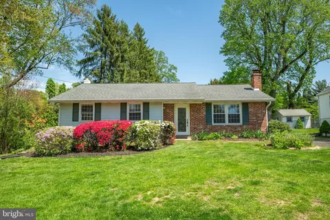 35 Albert St, Feasterville Trevose, PA 19053