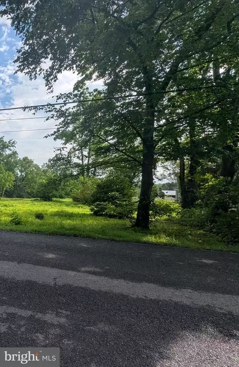 2565 Allentown Rd, Quakertown, PA 18951