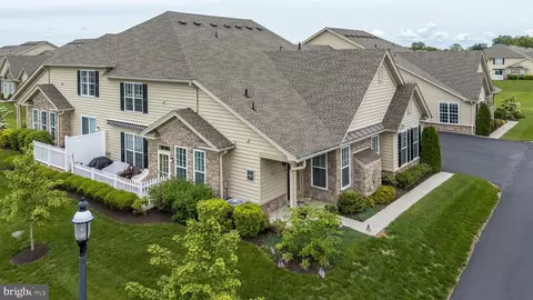 1271 Webb Dr, Perkasie, PA 18944