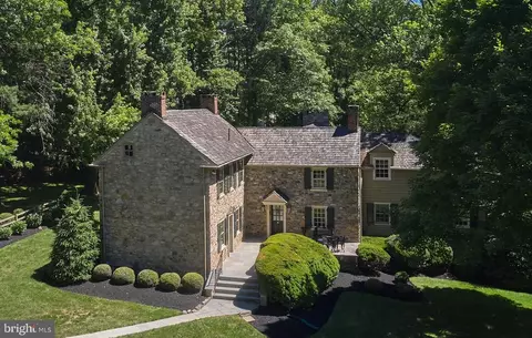 3257 Edison Furlong Rd, Furlong, PA 18925