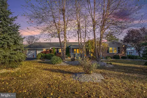 341 Edgemont Ave, Quakertown, PA 18951
