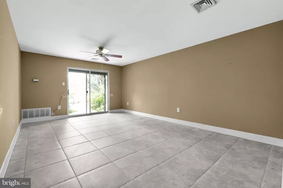 Living - 135 Allem Ln, Perkasie, PA 18944 photo 1 of 3