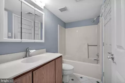 Bath - 135 Allem Ln, Perkasie, PA 18944 photo 1 of 2