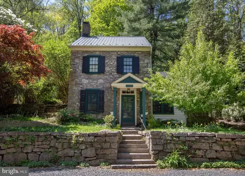 2957 River Rd, New Hope, PA 18938