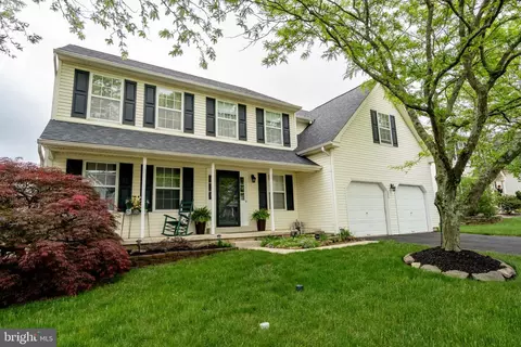 393 Essex Ct, Perkasie, PA 18944