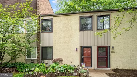 4819 Oxford Ct, Bensalem, PA 19020