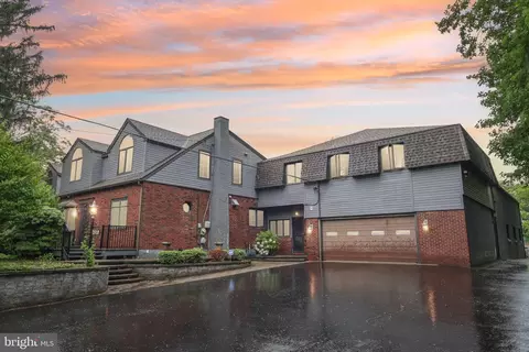 2619 2701 New Falls Rd, Levittown, PA 19056