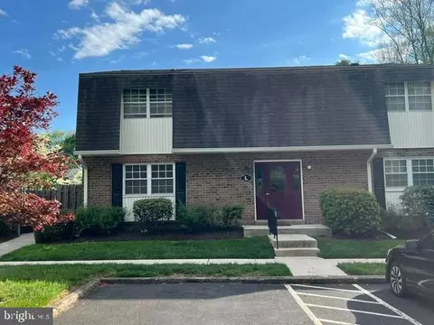 208 L Hampton Xing, Southampton, PA 18966