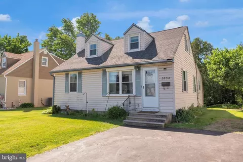 3534 Carnarvon Ave, Bristol, PA 19007