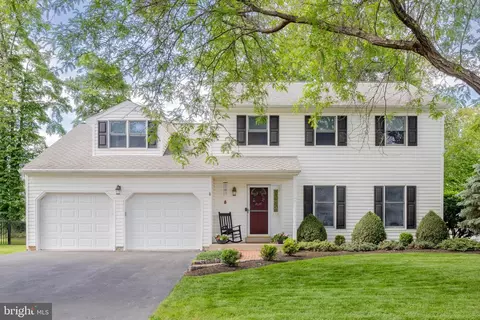 133 Bateman Rd, Langhorne, PA 19047