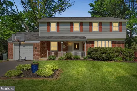 29 Devon Rd, Southampton, PA 18966